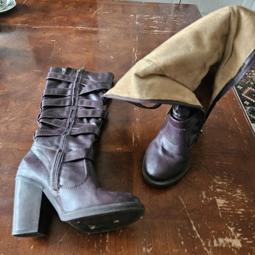 Women's Purple Heeled Boots